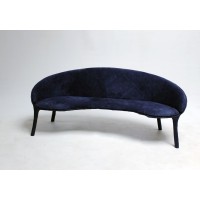 <a href=https://www.galeriegosserez.com/gosserez/artistes/loellmann-valentin.html>Valentin Loellmann </a> - Spring/Summer - Sofa